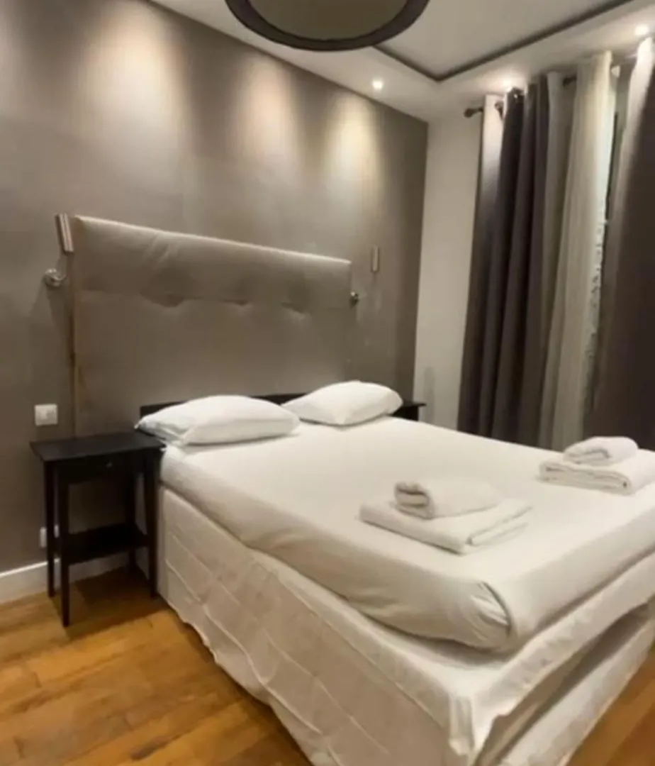 Luxury Flat Champs-Elysees Monceau Paryż